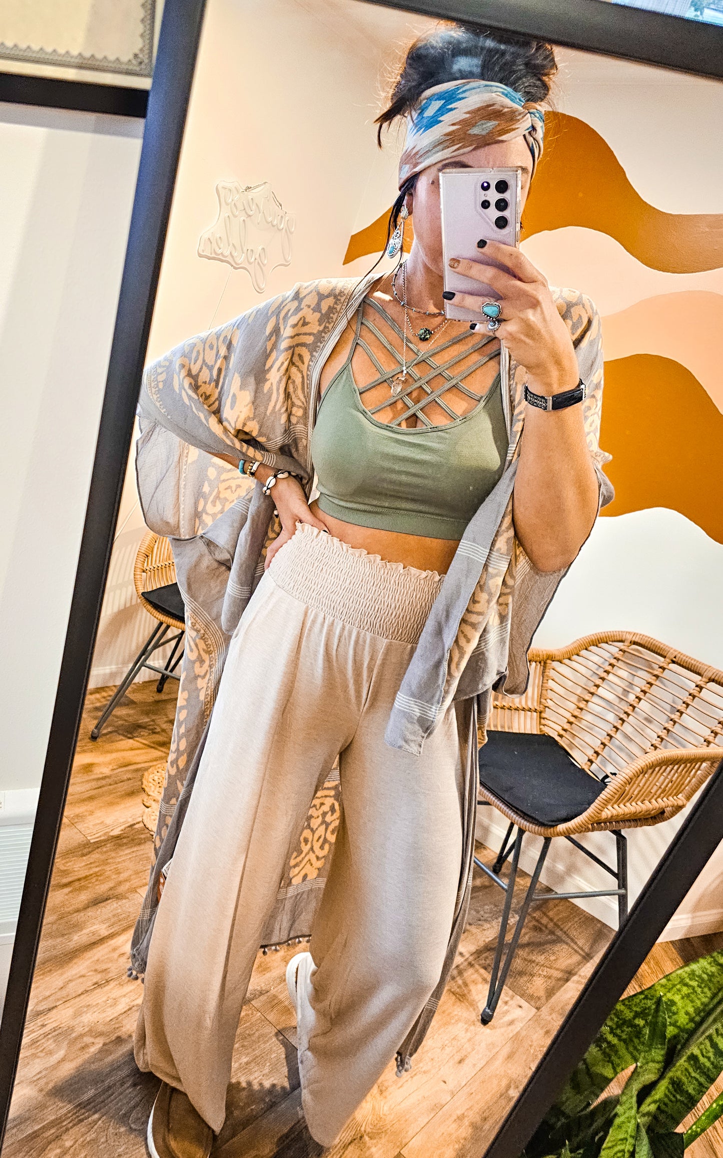 Studio|Boho Smocked Waistband Palazzo Pants In Heather Beige