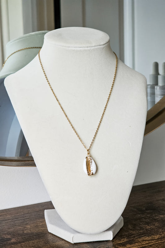 Cowrie Shell Dainty Chain 18k Gold Waterproof Necklace