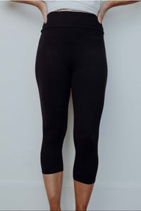 Studio|Your Favorite Capri Leggings OG