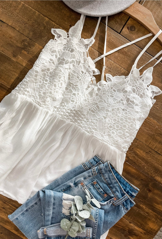 Studio|Blakeley Grace Lace Tank In White