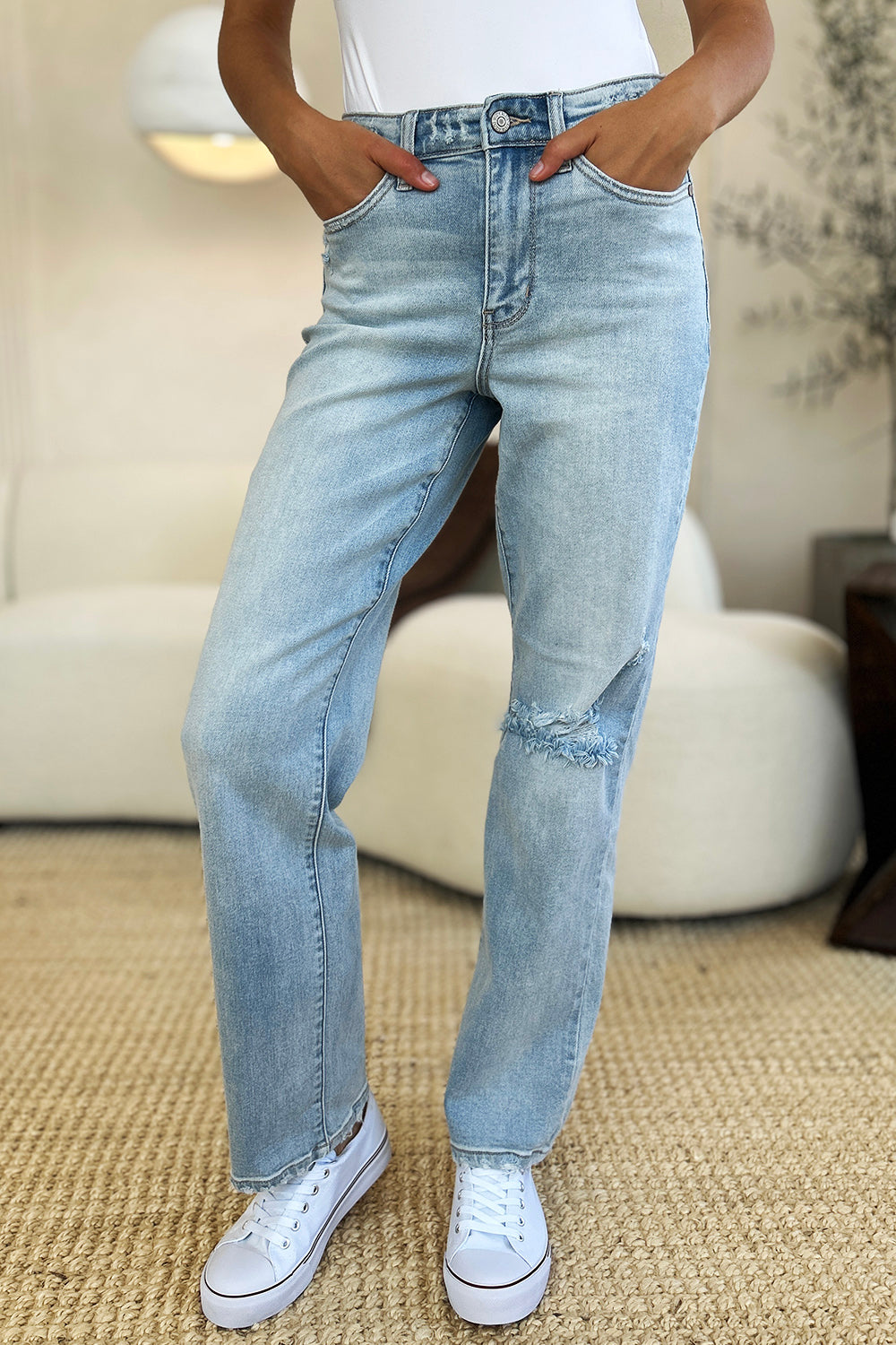 Warehouse|Judy Blue High Waist Distressed Straight Jeans