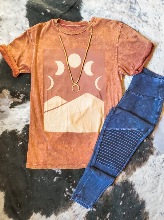 Studio|Moon Child Mineral Wash Boyfriend Tee Size Small